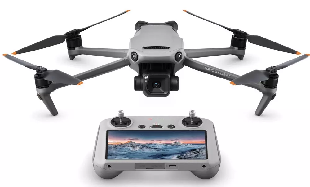 Квадрокоптер DJI Mavic 3 Classic (DJI RC)