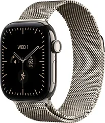 Apple Watch Series 12, 42 мм, корпус из титана, ремешок Milanese цвета «Натуральный титан»