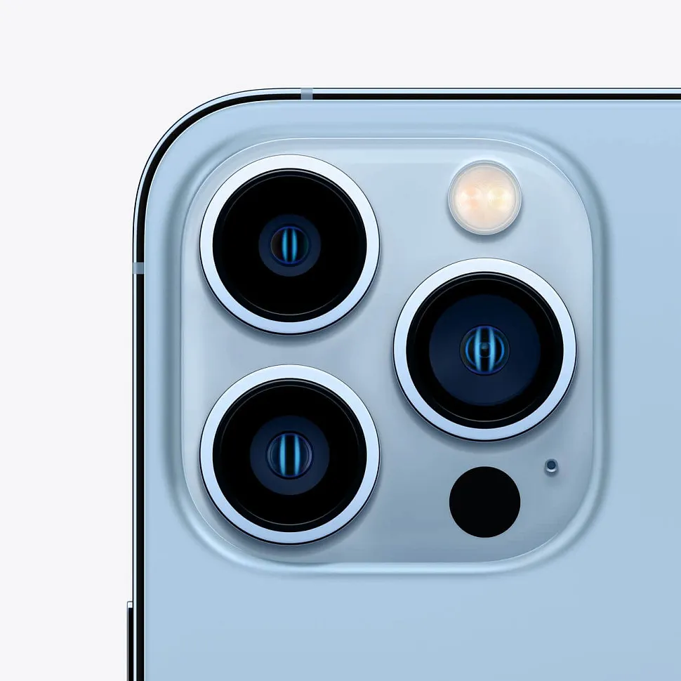iPhone 13 Pro 256 Гб Небесно-голубой